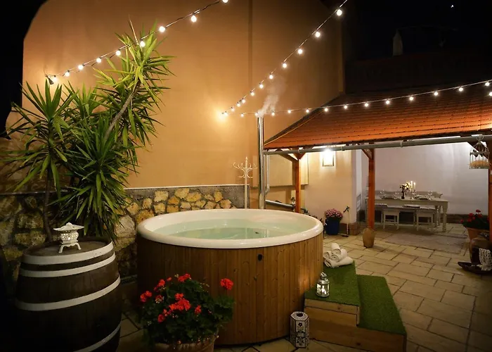 Apartament Janicsar Garden Eger