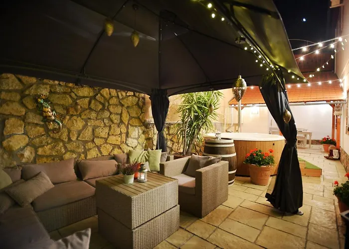 Apartament Janicsar Garden