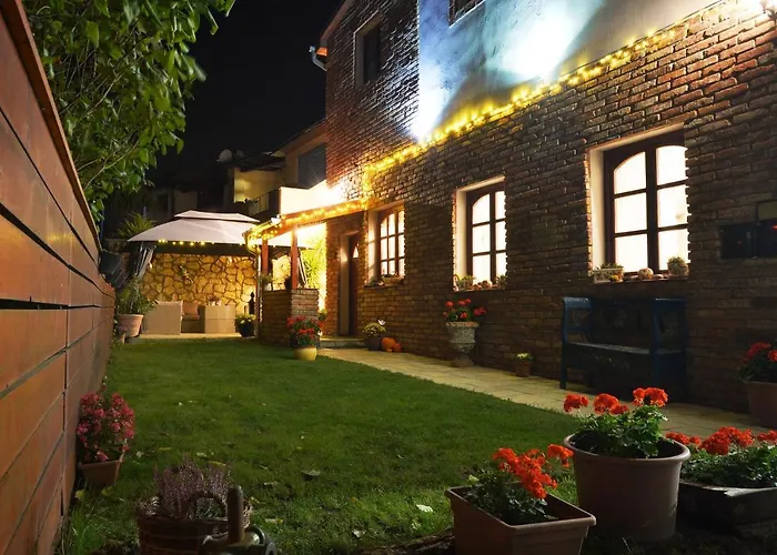 Janicsar Garden *