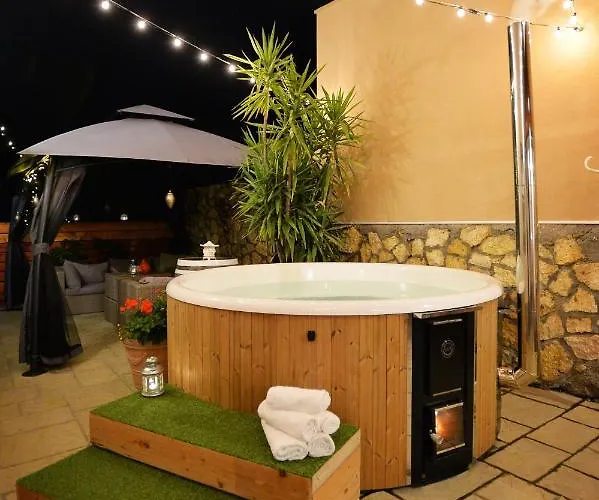 Apartament Janicsar Garden *