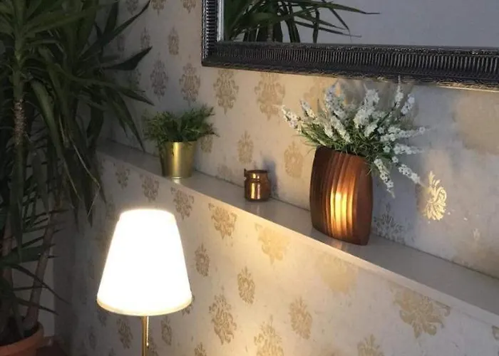 Janicsar Garden Apartament *