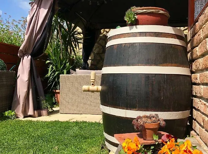 Apartament Janicsar Garden Eger